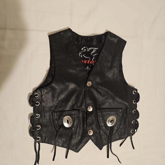 Astars Black Kids Leather Vest - Picture 2 of 16